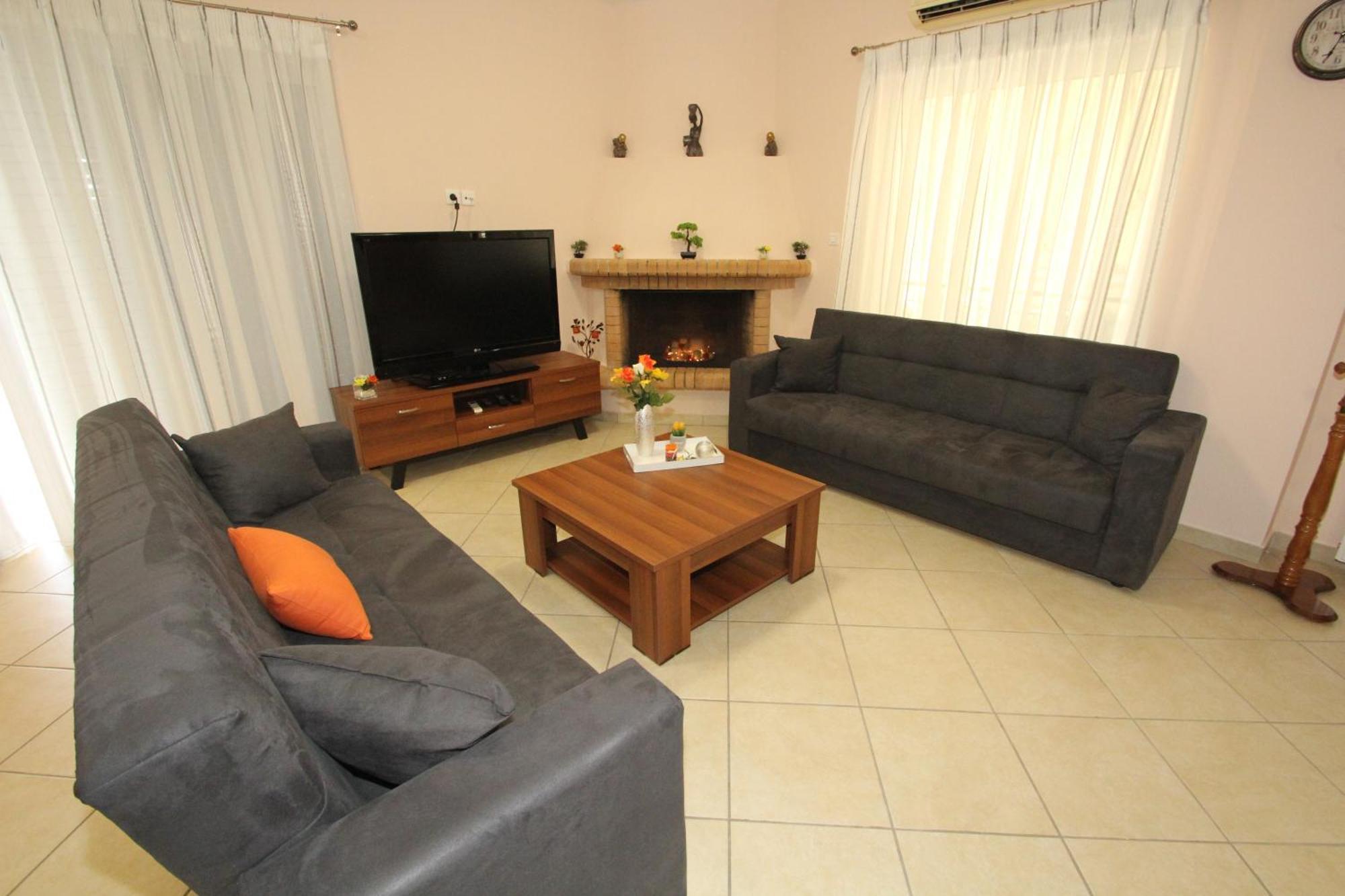 Spacious Country Apartment ヴラヴローナ エクステリア 写真